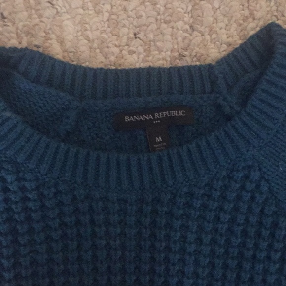 Banana Republic Sweater - Picture 2 of 3